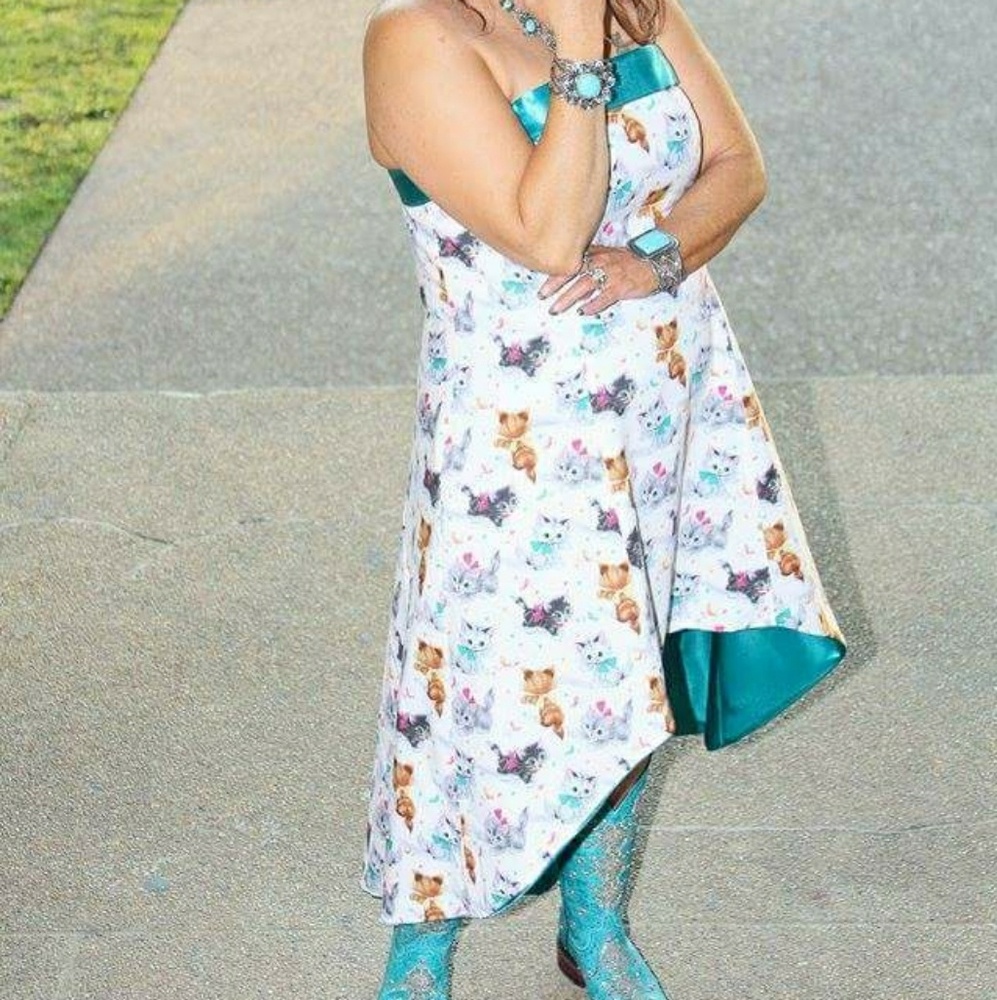 Kitten Print Sz 14W Gorgeous Strapless Dress